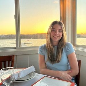 Meet your Posher, Charlotte